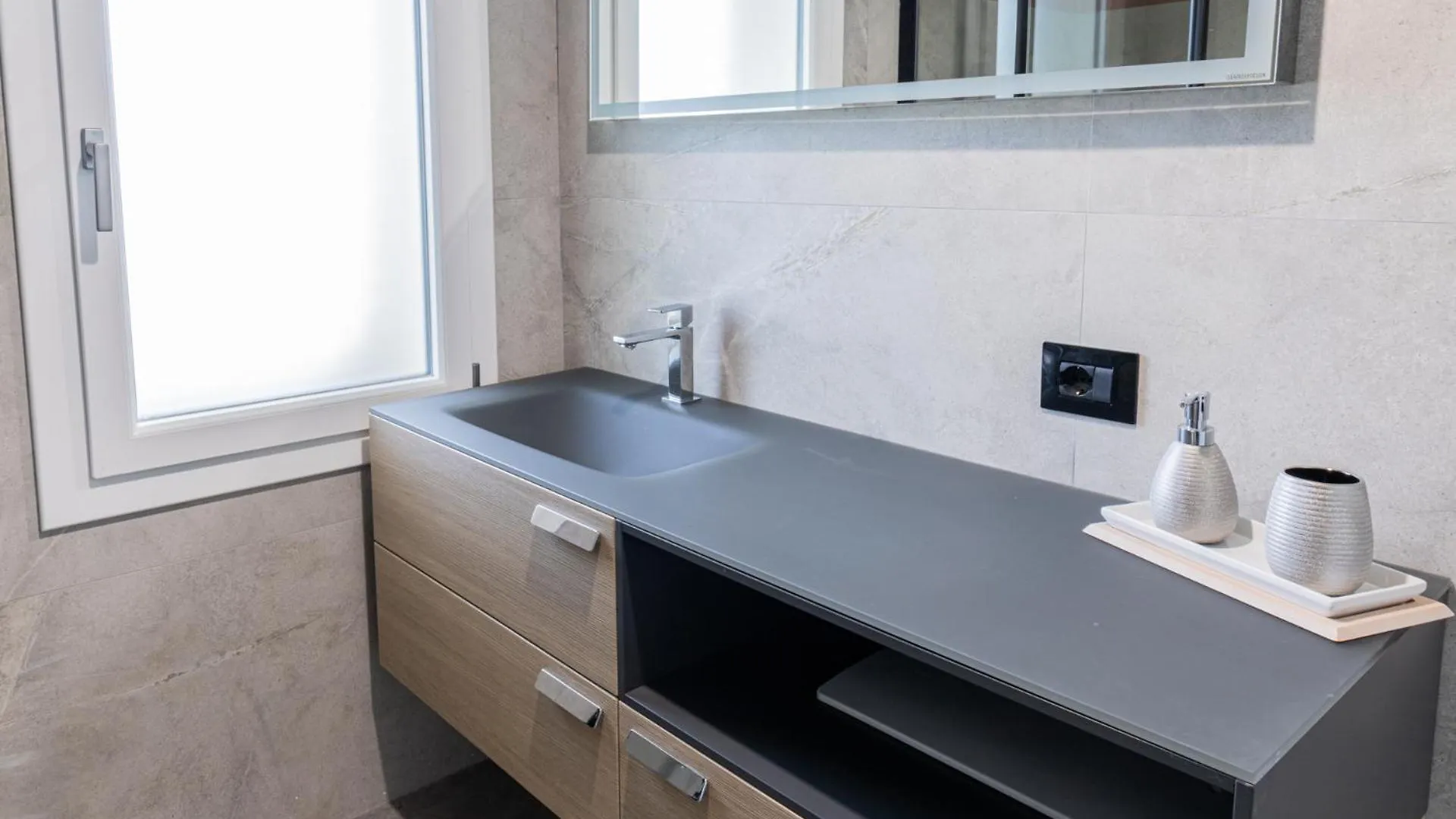Vivimihome - Monti House